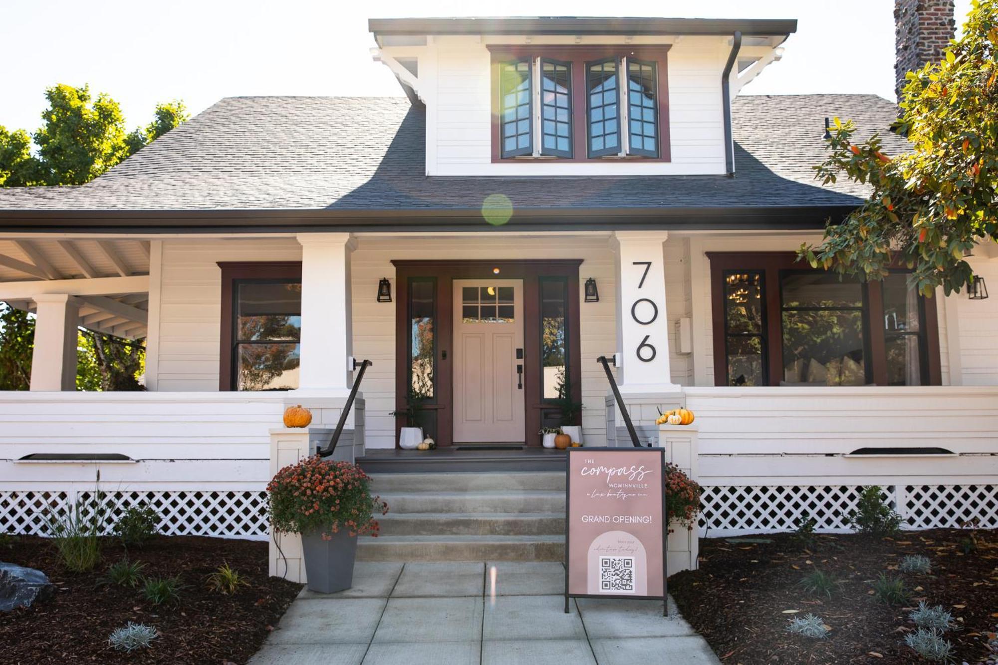 The Compass Mcminnville Exterior foto